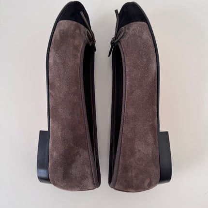 Ballerines Chanel T36 suède marron