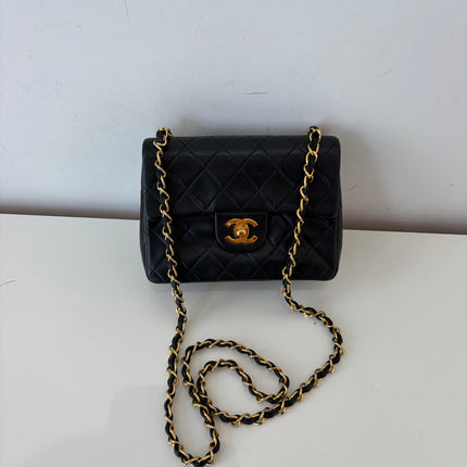 Sac Chanel Timeless Mini Square Noir