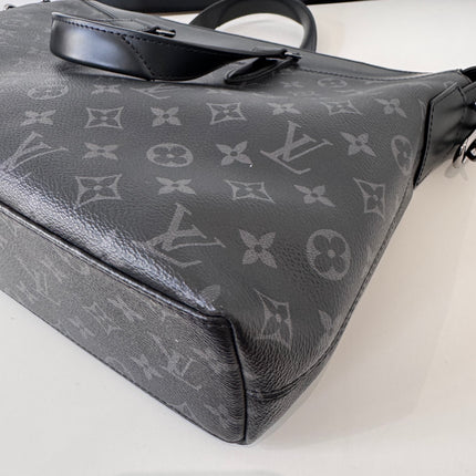 Sac Louis Vuitton Explorer Éclipse Monogram