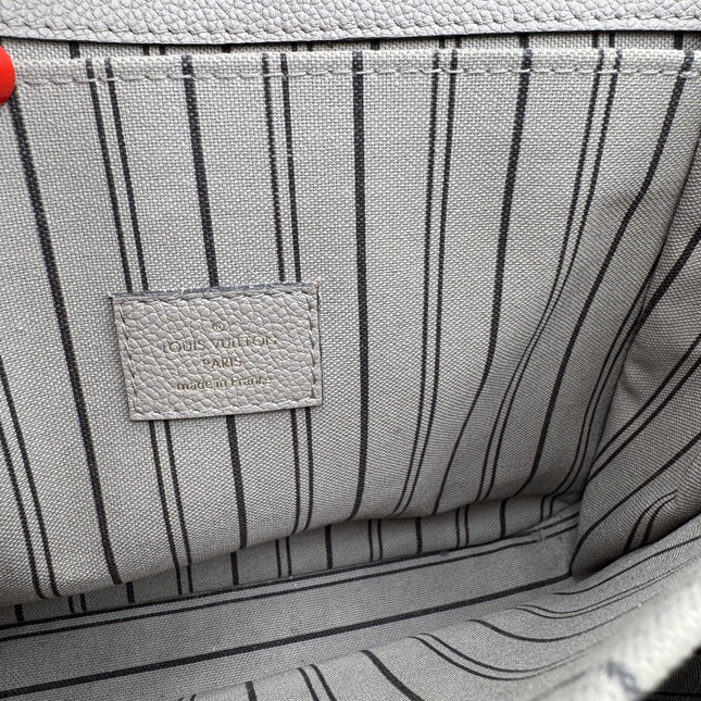 Sac Louis Vuitton Métis Cuir Empreinte tourterelle