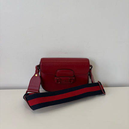 Sac Gucci Horsebit 1955 PM Cuir Rouge Éteint