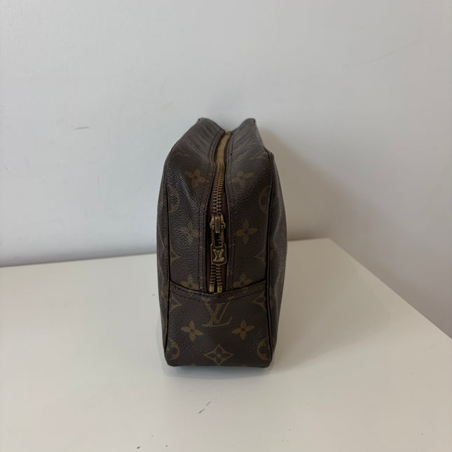 Trousse de toilette 28 Louis Vuitton