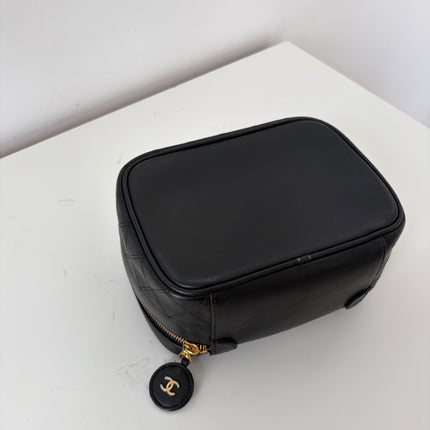 Vanity Chanel vintage noir