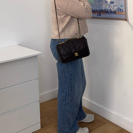Sac Chanel rabat simple cc élégant medium