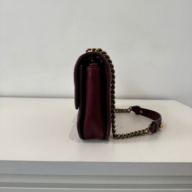 Sac Chanel Perfect Edge bordeaux épaule