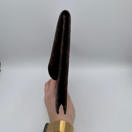 Pochette vintage Louis Vuitton