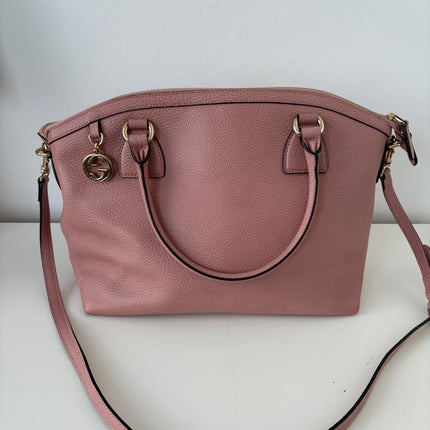 Sac à main Gucci GG charm moyen