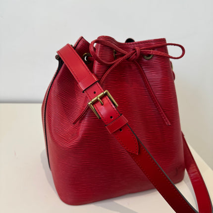 Sac Louis Vuitton Noé PM Épi Rouge
