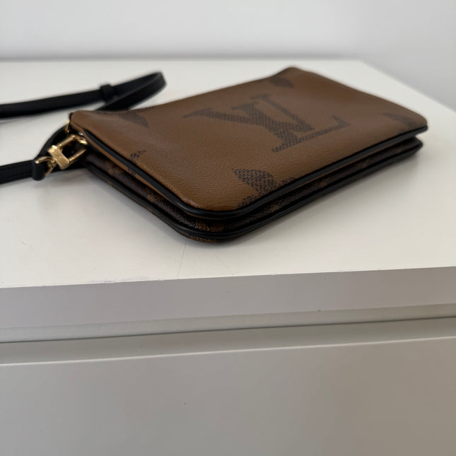 Sac pochette double zip Louis Vuitton reverse