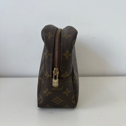 Trousse de toilette 28 Louis Vuitton