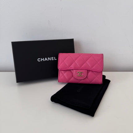 Porte-cartes Chanel à rabat classique rose