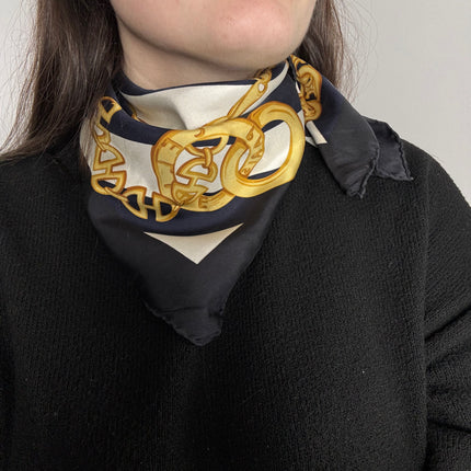 Carré de soie Celine 68cm