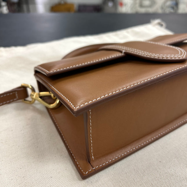 Grand bambino camel Jacquemus