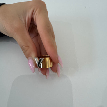 Bague Louis Vuitton Essential V T52