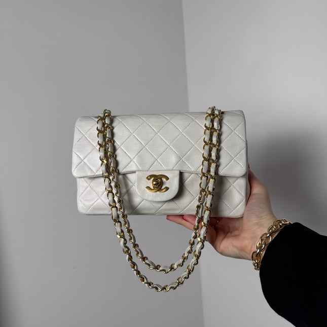 Sac Chanel Timeless Vintage 23cm Blanc