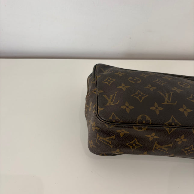 Trousse de toilette Louis Vuitton 28cm Monogram