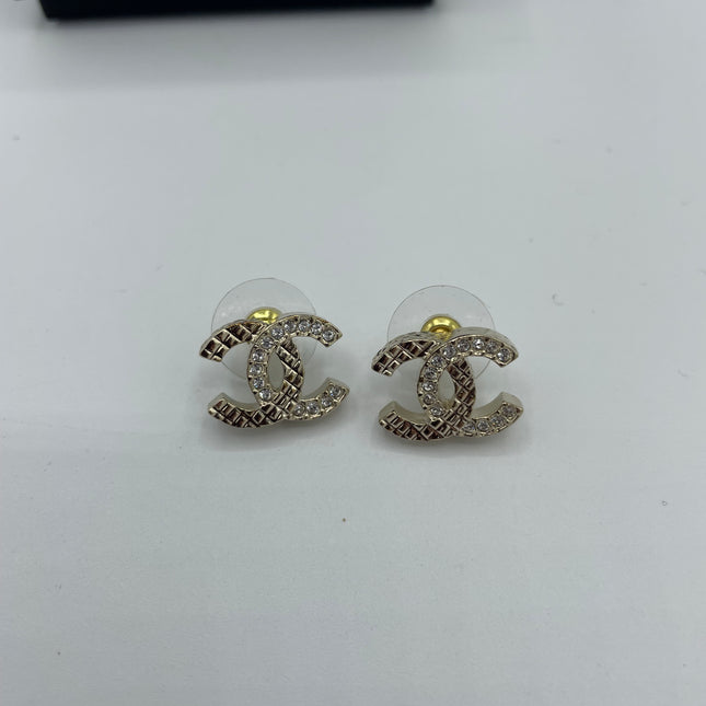 Boucles d’oreilles chanel CC