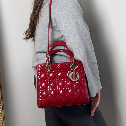 Sac Lady Dior Medium Vernis Dior