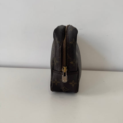 Trousse de toilette Louis Vuitton 23cm Monogram