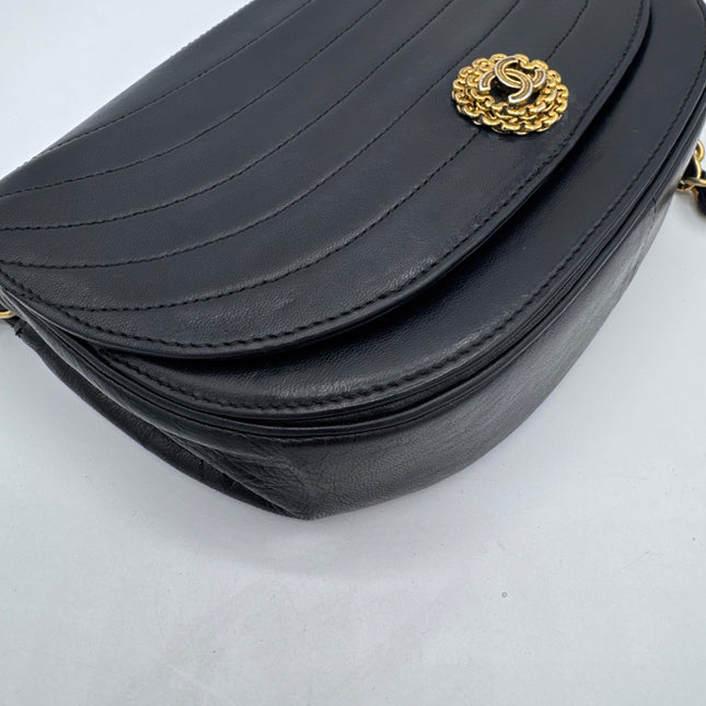Sac Chanel Demie lune vintage