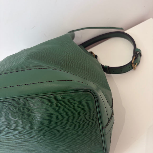 Sac Noé GM Louis Vuitton Cuir Épi Vert