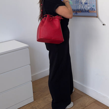 Sac Louis Vuitton Noé PM Épi Rouge