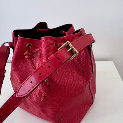 Sac Louis Vuitton Noé PM rouge