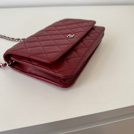 Sac Chanel Wallet on Chain Rouge Éteint