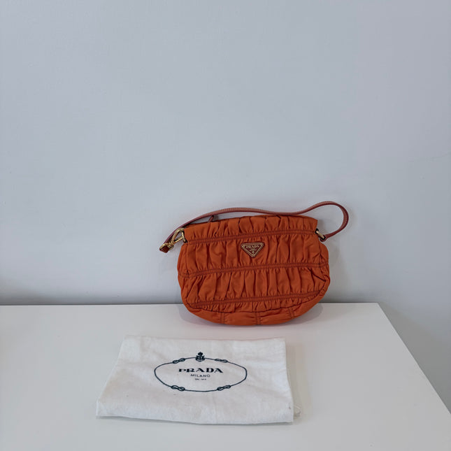 Sac Prada gaufre nylon papaya