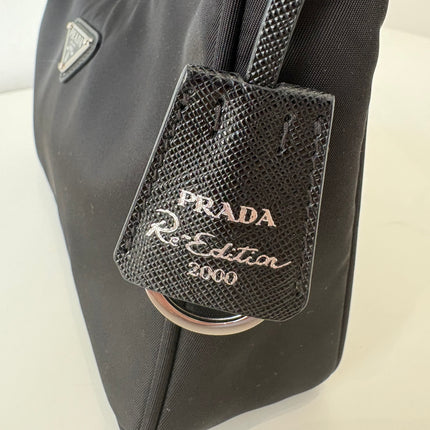 Sac Prada re-édition 2000 noir