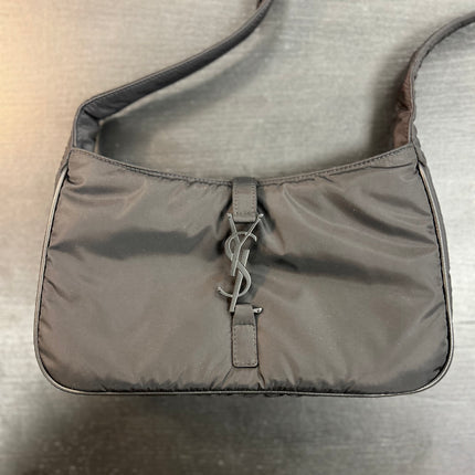 Sac Saint Laurent 5 à 7