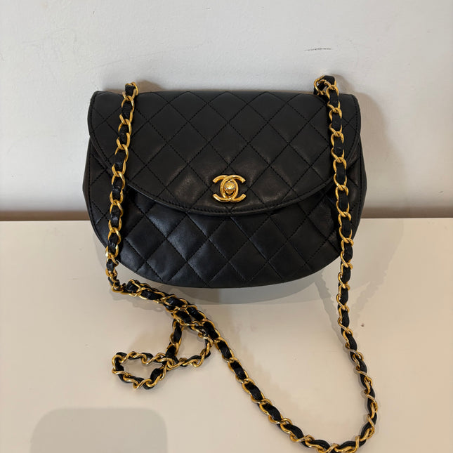 Sac Chanel Demi lune vintage