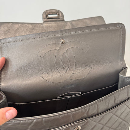 Sac Chanel 2.55 Argent Irisé 28cm