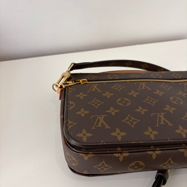 Sac Pochette Louis Vuitton Métis Monogram