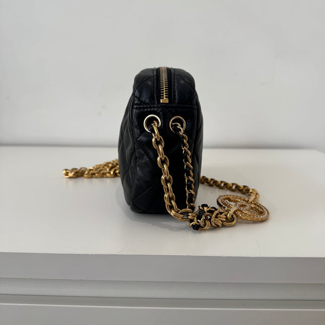 Sac Chanel Caméra matelassé CC
