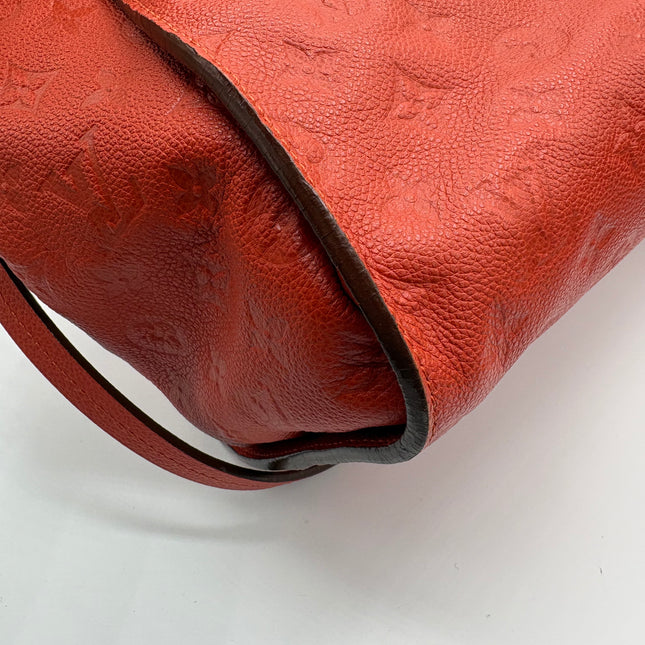 Sac Louis Vuitton Lumineuse cuir empreinte rouge