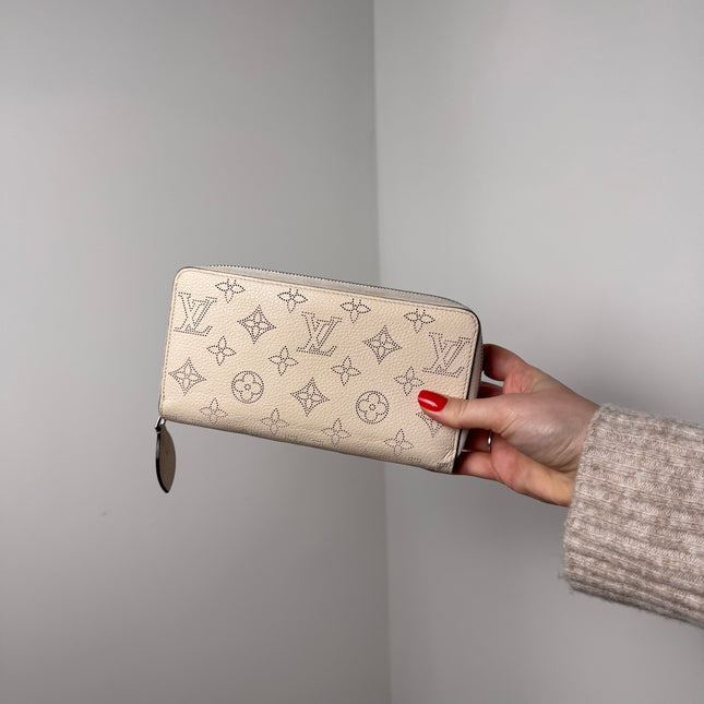 Portefeuille Louis Vuitton Zippy cuir mahina