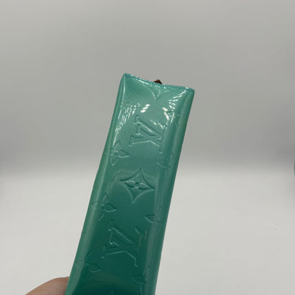 Trousse cosmétique Louis Vuitton vert d’eau pm