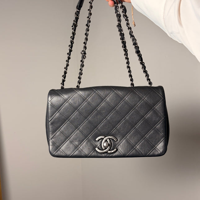 Sac Chanel single flap gris