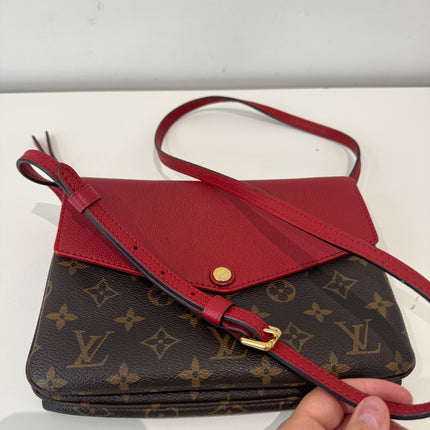 Sac Louis Vuitton bandoulière Twice Monogram & Rouge