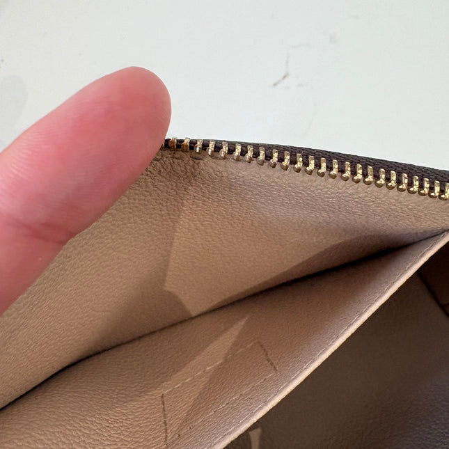 Trousse cosmétique Louis Vuitton