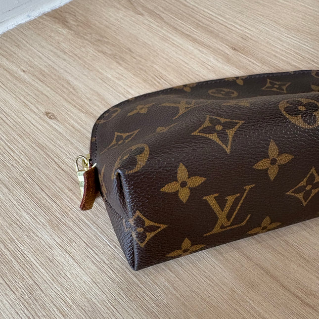Louis Vuitton pochette cosmétique Pm