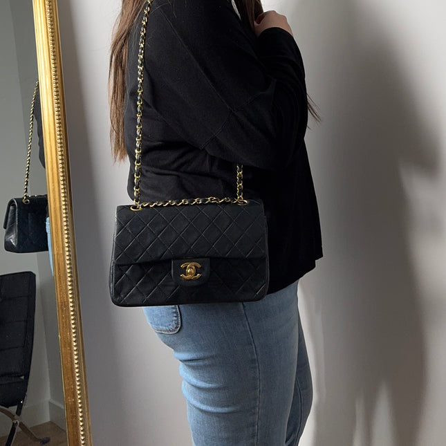 Sac Chanel Timeless 23cm Vintage noir