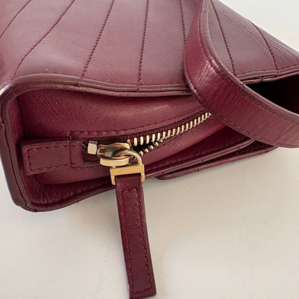 Sac Chanel chevrons bordeaux