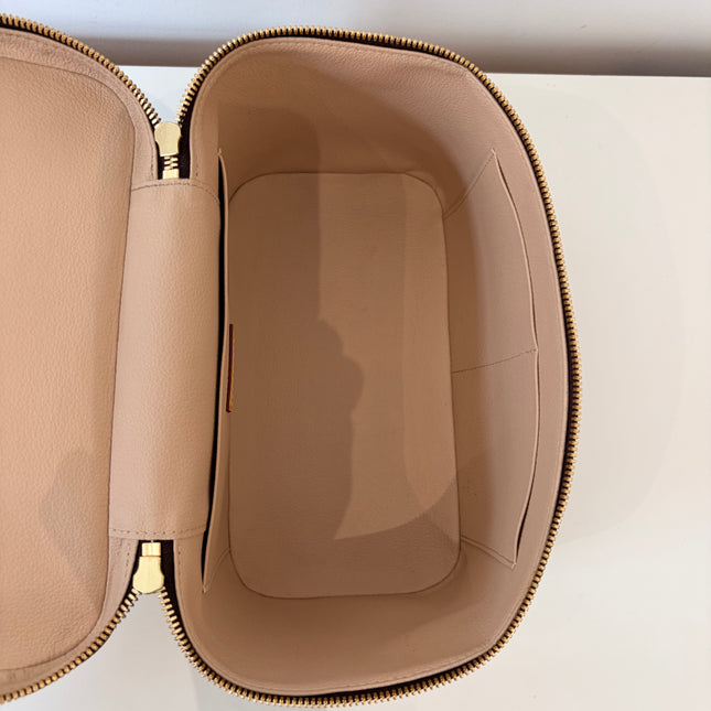 Vanity Louis Vuitton case Nice BB
