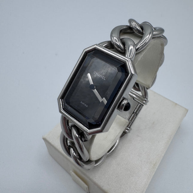 Montre Chanel Première chaîne Taille M