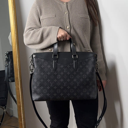 Sac Louis Vuitton Explorer Éclipse Monogram