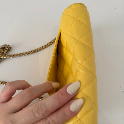 Sac Chanel Wallet on Chain Jaune