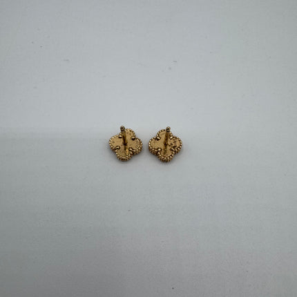 Puces d’oreilles sweet Alhambra Van Cleef & Arpels