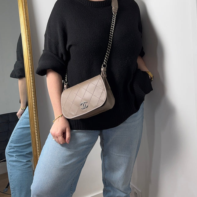 Sac Chanel demie lune marron glacé